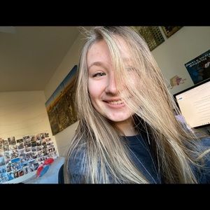 Meet your Posher, Alexandra